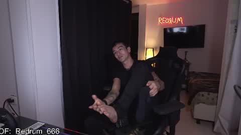 Red online show from 06/14/26, 01:58