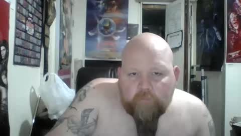 Snapshot of redrumthefool chatting on 10/17/25, 03:20 The fool online show from 10/17/25, 03:20