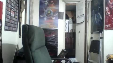 Snapshot of redrumthefool chatting on 11/25/25, 05:24 The fool online show from 11/25/25, 05:24