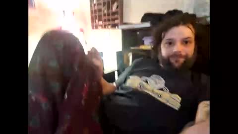 Snapshot of redsexpanda chatting on 02/23/26, 04:32 RedSexPanda online show from 02/23/26, 04:32