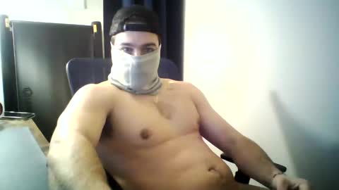 Snapshot of redstar461163 chatting on 01/13/25, 01:49 redstar461163 online show from 01/13/25, 01:49