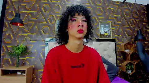 reed_kitty online show from 11/11/25, 12:05