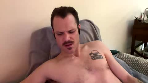 Reed Thomas online show from 02/22/25, 06:06