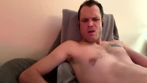 Reed Thomas online show from 12/04/25, 01:04