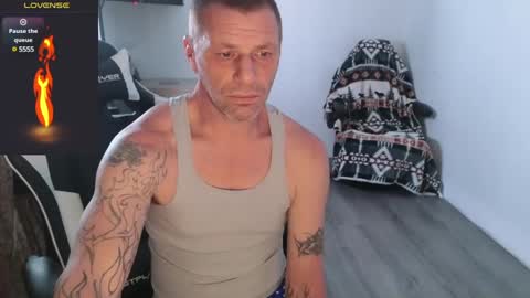 Snapshot of reel_feels_cpl chatting on 03/12/25, 11:22 Reel Feels Cpl online show from 03/12/25, 11:22