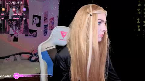 Snapshot of reflexxxia_ chatting on 12/04/25, 02:48 Reflexxxia online show from 12/04/25, 02:48