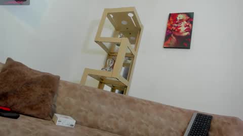 Snapshot of regiina_doll chatting on 01/11/26, 06:07 regiina_doll online show from 01/11/26, 06:07