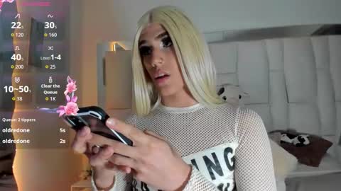 Snapshot of regiina_doll chatting on 03/24/26, 11:21 regiina_doll online show from 03/24/26, 11:21