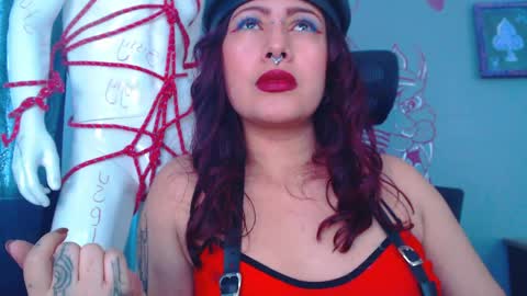 Snapshot of regina_iris chatting on 05/13/26, 01:30 Regina online show from 05/13/26, 01:30