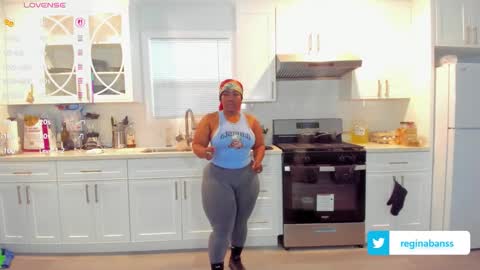 reginabanx online show from 12/18/25, 11:55