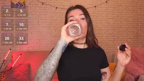 ReginaHawkinss online show from 11/12/25, 10:48