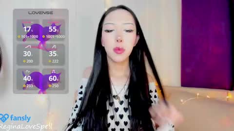 Snapshot of reginainspace chatting on 02/12/25, 12:16  Regina online show from 02/12/25, 12:16