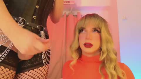 reginarose online show from 10/17/25, 04:26