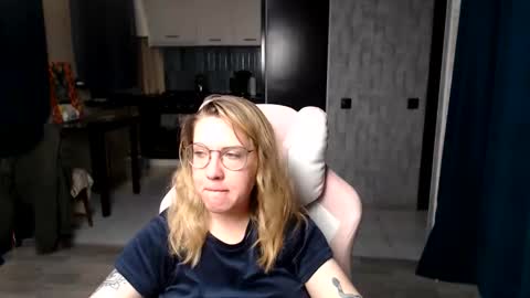 Regina online show from 09/16/25, 12:00