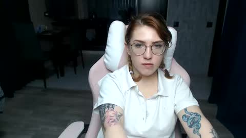 Regina online show from 11/11/25, 01:49