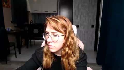 Regina online show from 11/18/25, 01:44