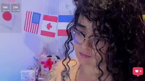 reginavegaa online show from 06/12/26, 11:42