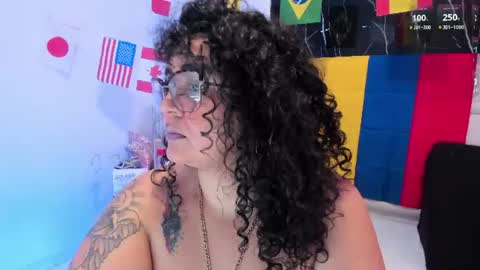 reginavegaa online show from 06/20/26, 09:12