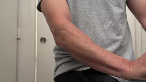 Snapshot of reharted chatting on 01/17/26, 09:07 reharted online show from 01/17/26, 09:07