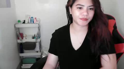 reign2525 online show from 10/06/25, 12:24