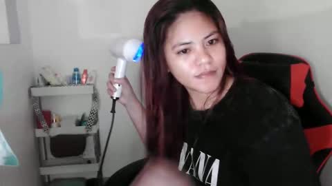 reign2525 online show from 10/08/25, 11:19