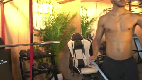 Reik online show from 11/28/25, 12:08