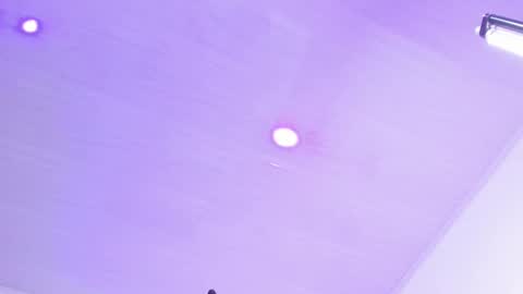 Snapshot of reikaminato chatting on 09/18/25, 01:24 Reika  online show from 09/18/25, 01:24