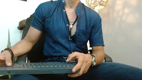   REIKO  online show from 01/23/25, 07:51