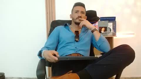   REIKO  online show from 11/27/25, 04:09