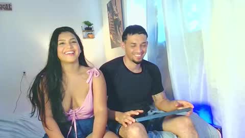 Snapshot of reina_paola chatting on 12/03/24, 05:12 paola online show from 12/03/24, 05:12