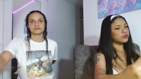 reina_reina online show from 05/27/26, 02:52