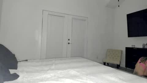 Priscilla online show from 01/17/26, 01:21