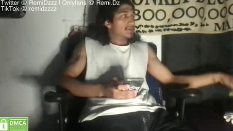 Snapshot of remi_d33 chatting on 10/13/25, 04:12 Remi D online show from 10/13/25, 04:12