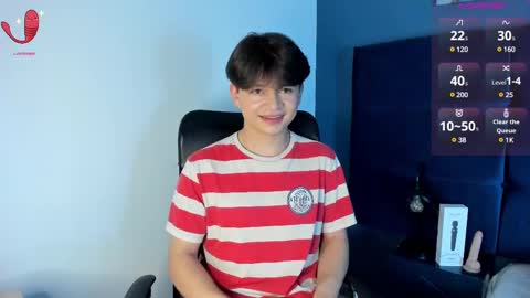 Snapshot of remiblythe chatting on 03/10/25, 08:12 RemiBlythe online show from 03/10/25, 08:12