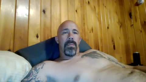 Snapshot of remington543 chatting on 06/13/26, 02:42 remington543 online show from 06/13/26, 02:42