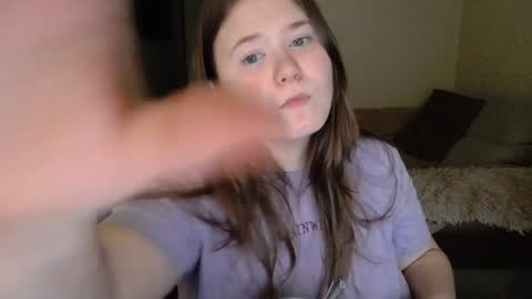 Snapshot of remirann_ chatting on 12/10/24, 12:27 Ann OF - remirann21 online show from 12/10/24, 12:27