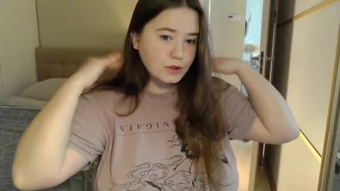 Snapshot of remirann_ chatting on 03/08/25, 05:59 Ann OF - remirann21 online show from 03/08/25, 05:59