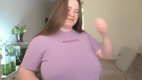 Snapshot of remirann_ chatting on 03/23/26, 10:41 Ann OF - remirann21 online show from 03/23/26, 10:41