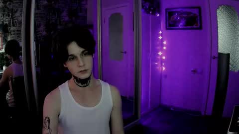 Snapshot of remitrash chatting on 09/12/25, 10:15 RemiTrash online show from 09/12/25, 10:15