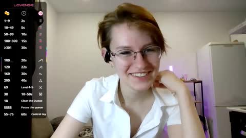 Claire online show from 03/11/26, 06:25