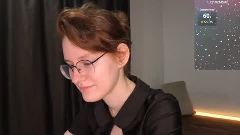 Claire online show from 06/10/26, 06:51