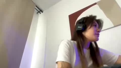 Snapshot of renapolasek chatting on 05/16/26, 11:31 Rena online show from 05/16/26, 11:31