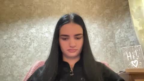 Renata online show from 10/16/25, 12:06