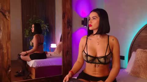 Snapshot of renata_black_ chatting on 07/21/26, 10:06 Renata online show from 07/21/26, 10:06
