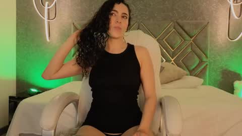 Renata 3 online show from 04/14/26, 11:27