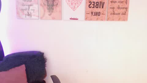    online show from 12/05/24, 04:42