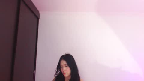    online show from 12/16/25, 02:49