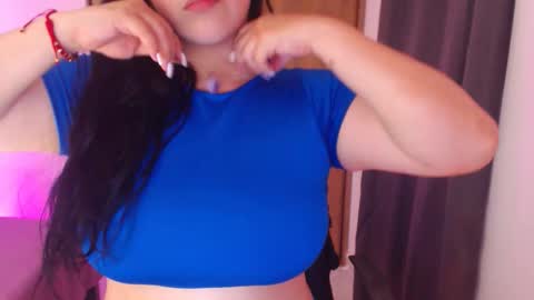 Snapshot of renata_ruiz chatting on 02/08/26, 03:21 online show from 02/08/26, 03:21