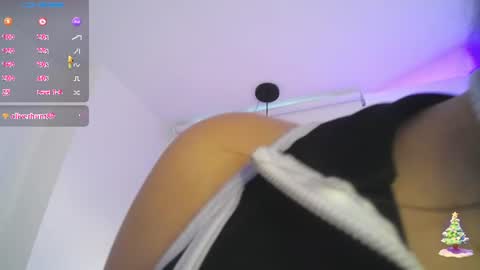 Snapshot of renata_russo chatting on 07/09/26, 08:02 online show from 07/09/26, 08:02