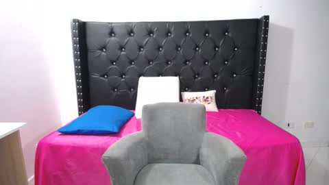 Snapshot of renata_salinas_1 chatting on 09/11/25, 11:49 Renata Salinas online show from 09/11/25, 11:49